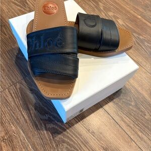 Chloe Black leather sandals. Size 39